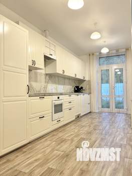 Дом 184м², 1-этажный, участок 7 сот.  