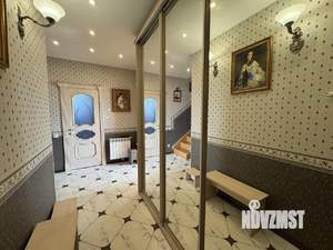 Дом 140м², 2-этажный, участок 10 сот.  
