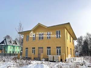 Дом 292м², 2-этажный, участок 14 сот.  