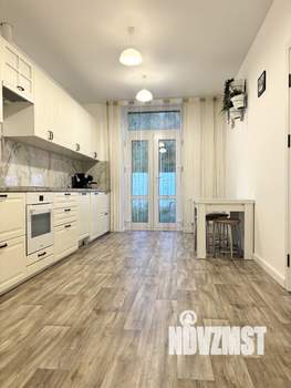 Дом 184м², 1-этажный, участок 7 сот.  