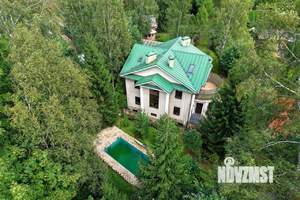 Дом 382м², 3-этажный, участок 30 сот.  
