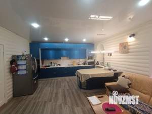 Дом 250м², 2-этажный, участок 11 сот.  