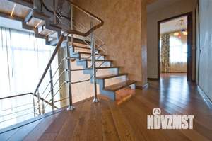 Таунхаус 326м², 4-этажный, участок 12 сот.  