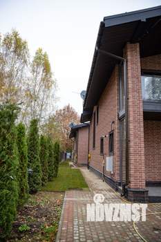 Дом 235м², 2-этажный, участок 9 сот.  