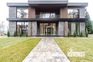 Дом 655м&sup2;, 2-этажный, участок 25 сот.  