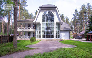 Дом 317м², 2-этажный, участок 15 сот.  