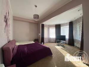 Дом 261м², 2-этажный, участок 19 сот.  