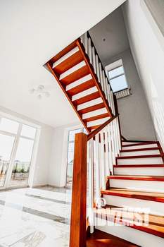 Дом 173м², 2-этажный, участок 6 сот.  