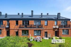 Таунхаус 130м², 2-этажный, участок 2 сот.  