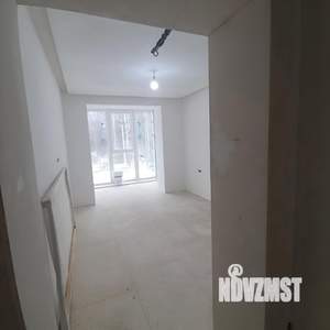 Таунхаус 170м², 3-этажный, участок 1 сот.  