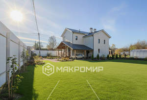 Дом 162м², 2-этажный, участок 12 сот.  