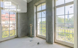 Дом 312м&sup2;, 3-этажный, участок 23 сот.  