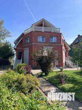 Дом 886м², 4-этажный, участок 20 сот.  