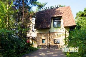 Коттедж 371м², 3-этажный, участок 1565 сот.  