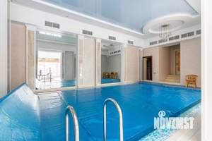 Дом 700м², 3-этажный, участок 26 сот.  