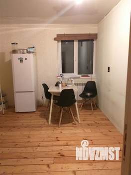 Дом 220м², 2-этажный, участок 3 сот.  