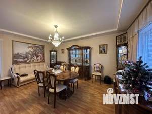 Коттедж 207м², 2-этажный, участок 8 сот.  