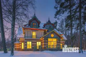 Дом 453м², 3-этажный, участок 53 сот.  