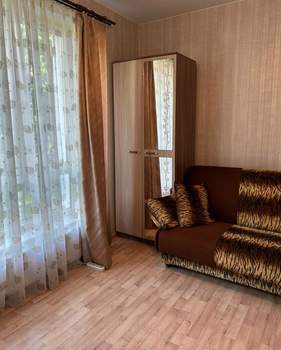 Дом 720м², 3-этажный, участок 12 сот.  