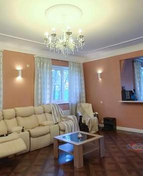 Дом 210м², 2-этажный, участок 7 сот.  