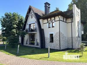 Коттедж 258м², 2-этажный, участок 21 сот.  