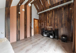 Дом 225м², 2-этажный, участок 15 сот.  