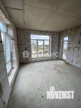 Дом 204м², 2-этажный, участок 12 сот.  