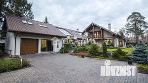 Дом 590м², 2-этажный, участок 20 сот.  