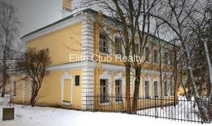 Дом 351м², 2-этажный, участок 9 сот.  