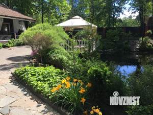 Дом 300м², 2-этажный, участок 70 сот.  