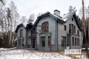 Коттедж 540м², 2-этажный, участок 32 сот.  