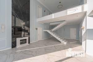 Дом 411м², 2-этажный, участок 12 сот.  