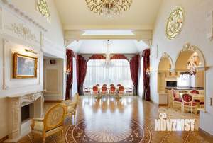 Коттедж 517м², 2-этажный, участок 24 сот.  