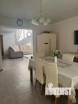 Дом 322м², 2-этажный, участок 6 сот.  