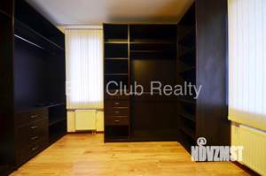 Коттедж 600м², 2-этажный, участок 14 сот.  