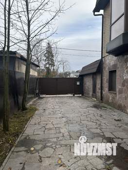 Таунхаус 241м², 3-этажный, участок 13 сот.  