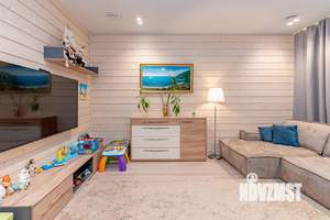 Дом 298м², 2-этажный, участок 9 сот.  