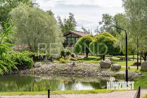 Дом 473м², 3-этажный, участок 12 сот.  