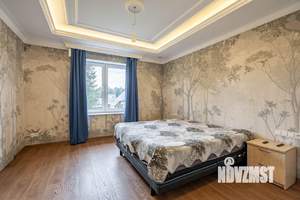 Дом 320м², 2-этажный, участок 12 сот.  