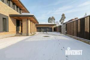 Коттедж 529м², 2-этажный, участок 21 сот.  