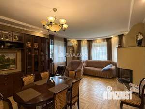 Дом 232м², 2-этажный, участок 13 сот.  