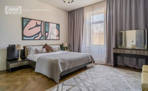 Дом 404м&sup2;, 3-этажный, участок 6 сот.  