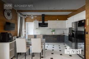 Коттедж 456м², 2-этажный, участок 40 сот.  