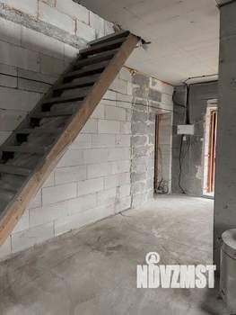 Таунхаус 100м&sup2;, 2-этажный, участок 1 сот.  