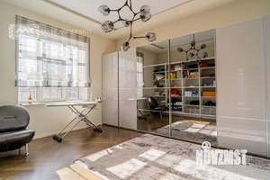 Коттедж 404м&sup2;, 3-этажный, участок 6 сот.  