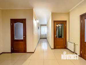 Дом 355м², 2-этажный, участок 12 сот.  