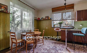 Дом 180м², 3-этажный, участок 10 сот.  