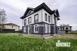 Дом 420м², 3-этажный, участок 14 сот.  