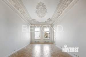 Дом 1187м², 3-этажный, участок 1 сот.  