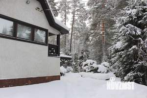 Дом 285м², 3-этажный, участок 15 сот.  
